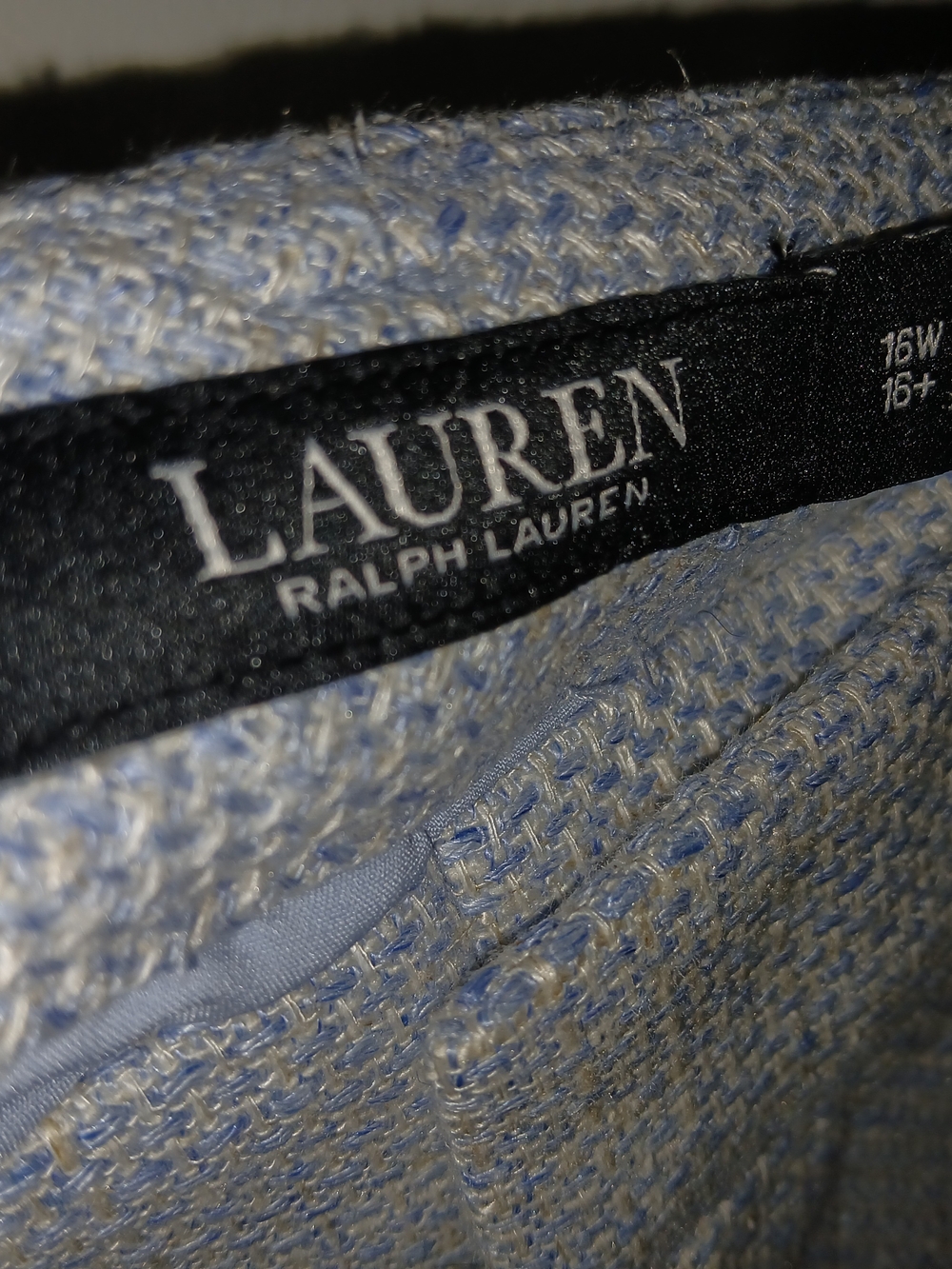 Lauren Ralph Lauren Pale Blue Woven Bermuda  Shorts 16W NWT - Picture 3 of 5